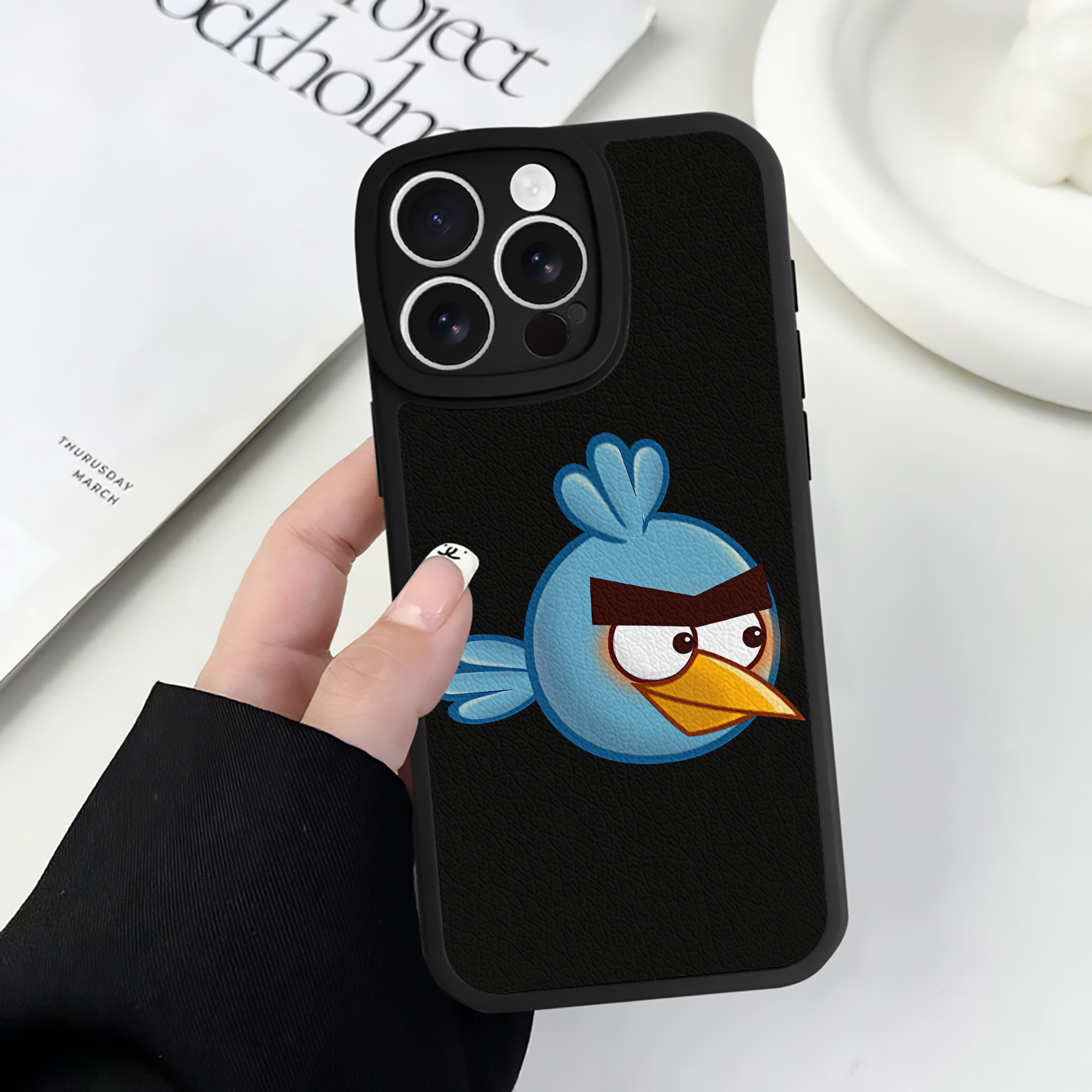 （画像用） Angry Birds アングリーバード 【iPhone 16シリーズ対応】シリコンスマホケース（レザー調） 材質：シリコン